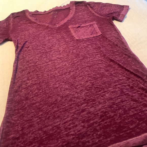 Purple S soft top, really comfy and light-weight! Little pocket tee - Picture 2 of 5